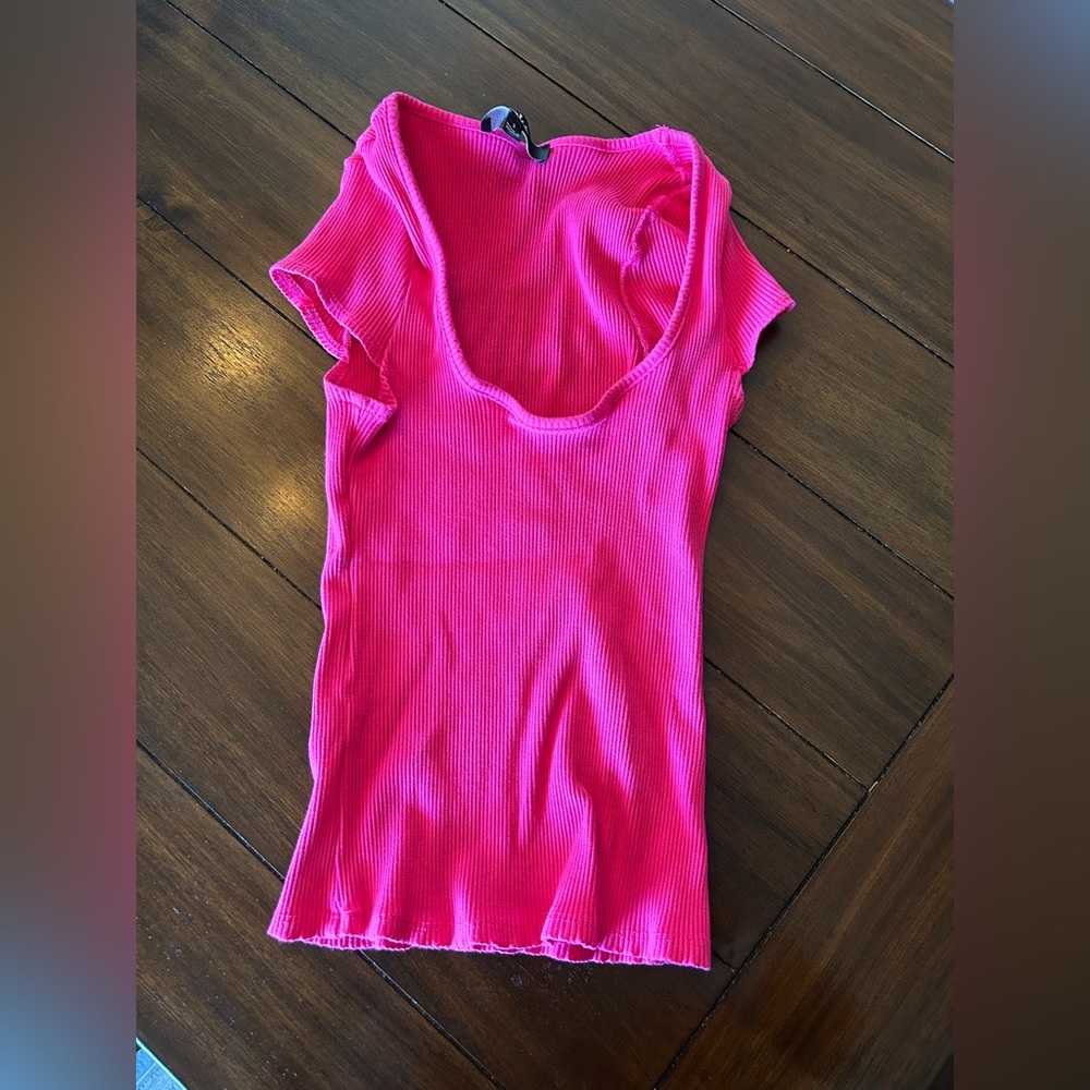 Lulu's Pink Fitted Short Sleeve T-Shirt
